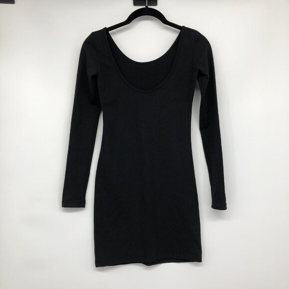 NL Black Long Sleeve Bodycon Scooped Round Neck Mini Dress perfect LBD - Picture 4 of 16